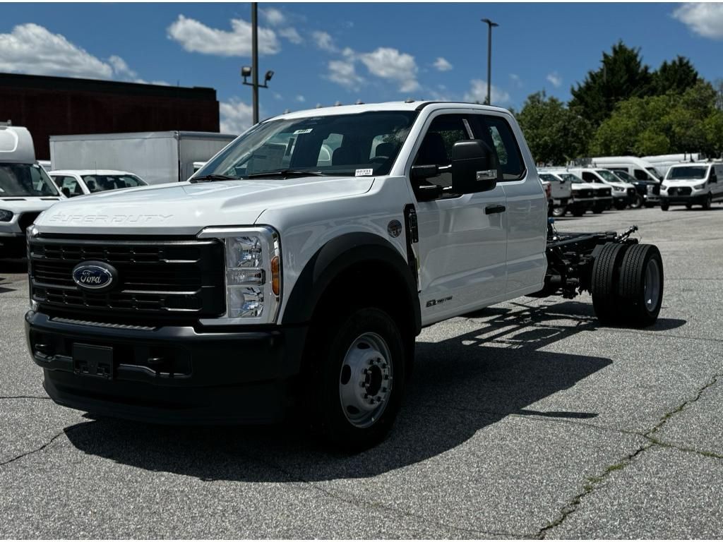 2024 Ford F-550 XL photo 3