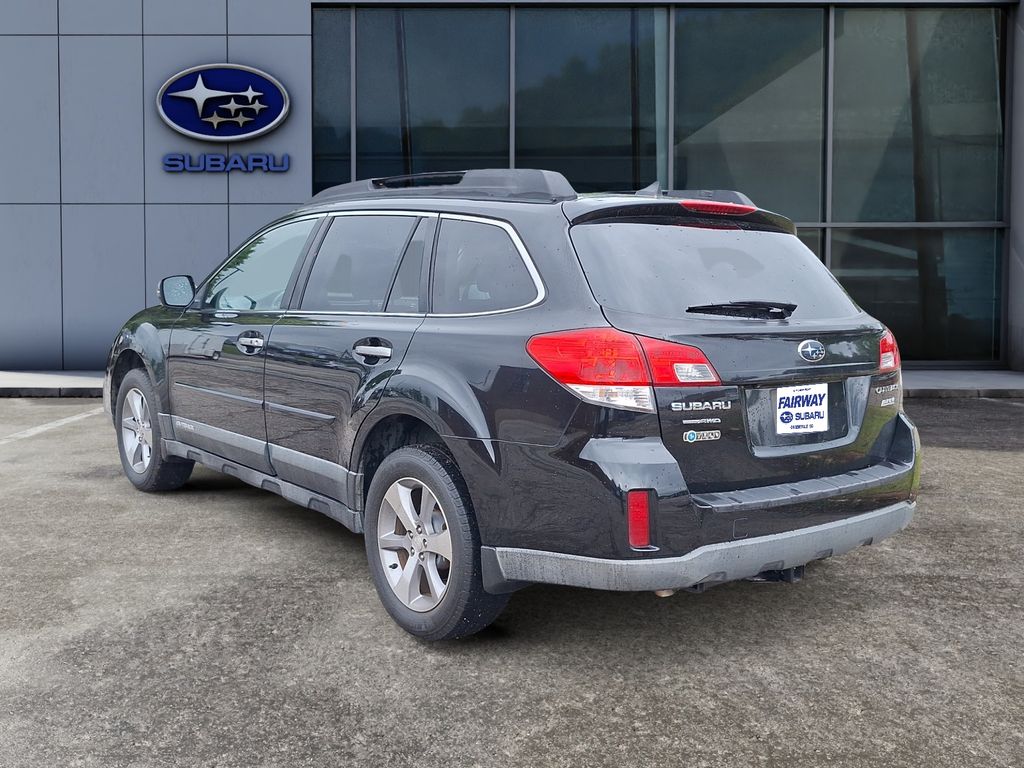 2013 Subaru Outback 2.5i Limited (CVT) photo 4