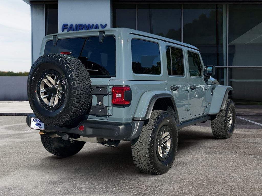 2024 Jeep Wrangler Rubicon 392 photo 5