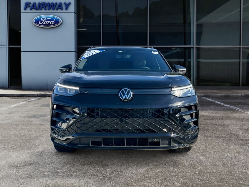 Used 2025 Volkswagen Tiguan 2.0T SE R-Line Black SUV