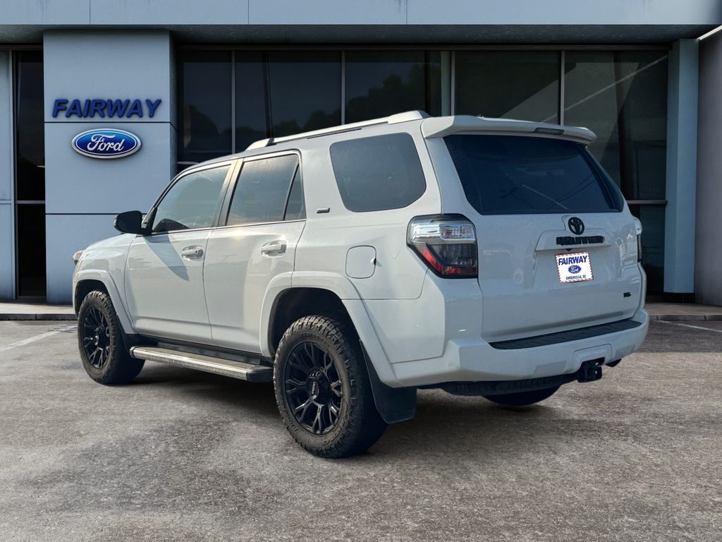 2015 Toyota 4Runner SR5 Premium photo 4