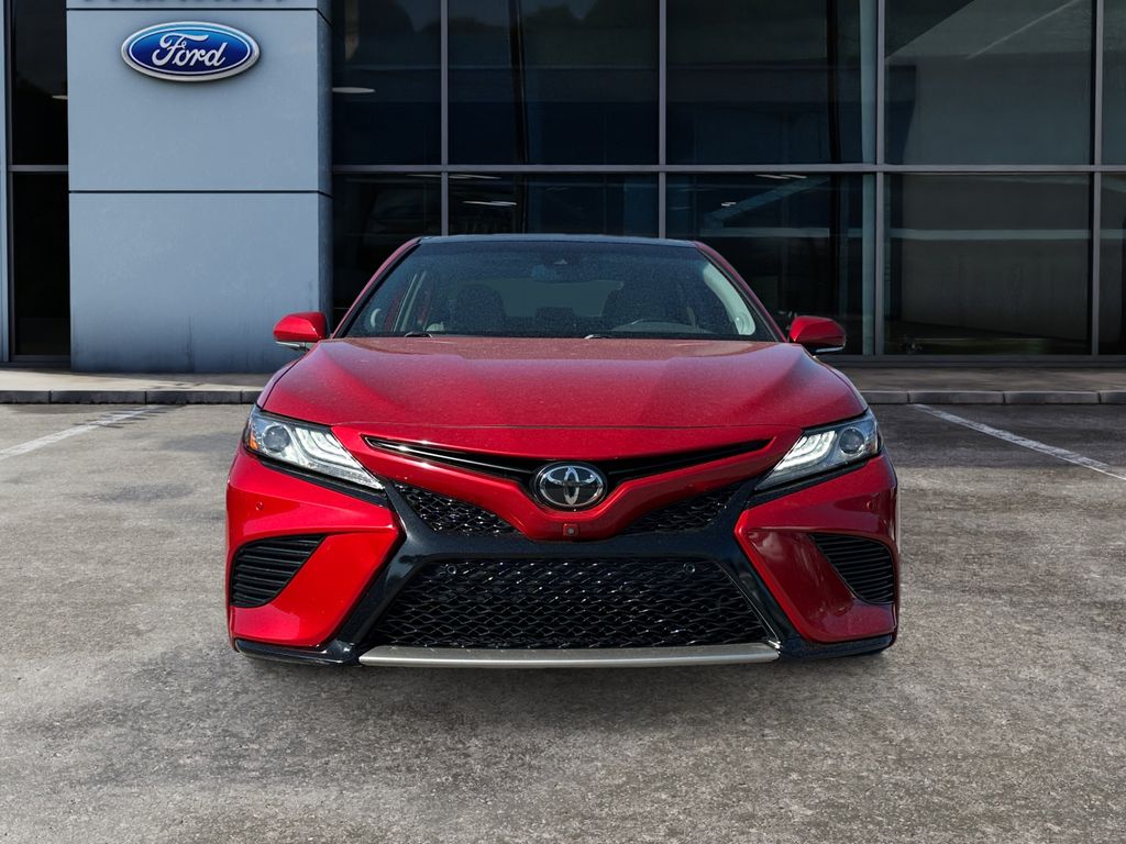 2019 Toyota Camry XSE V6 photo 3