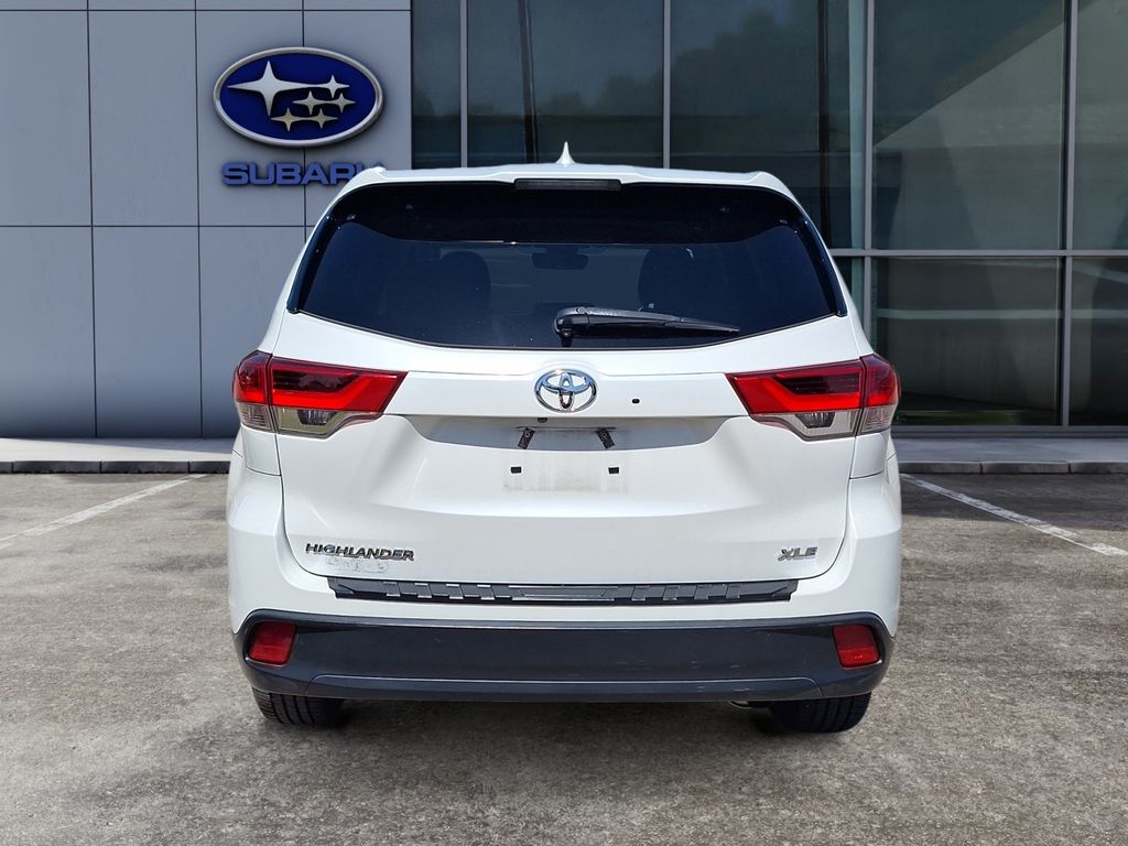 2019 Toyota Highlander XLE V6 photo 5
