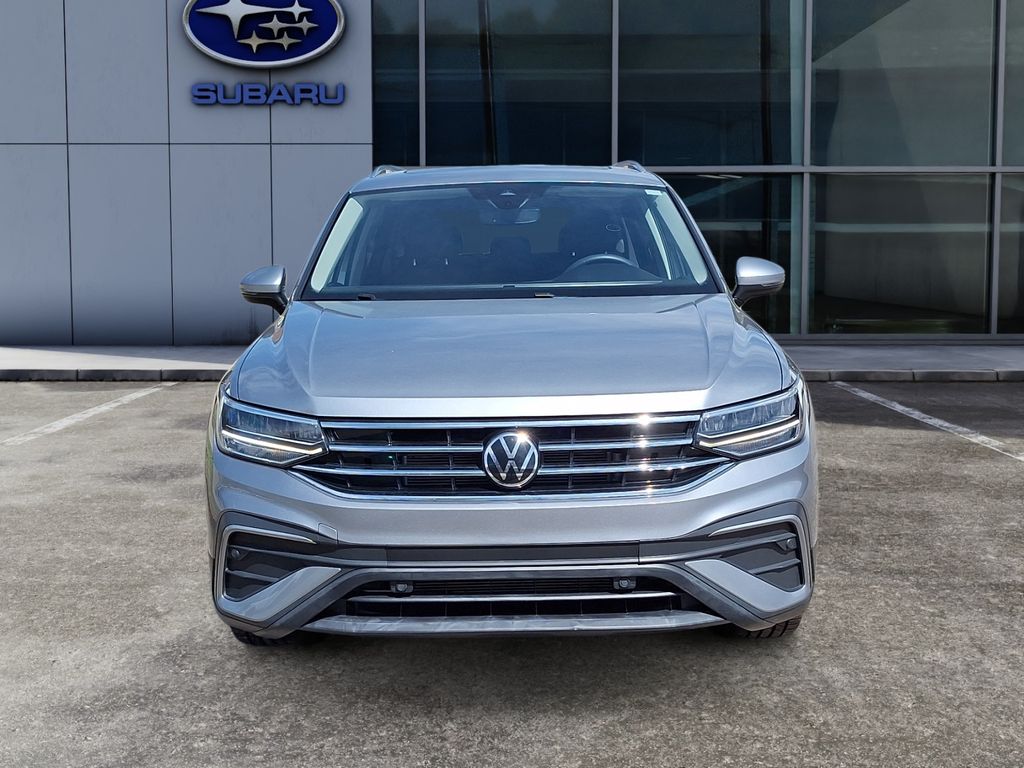 2022 Volkswagen Tiguan 2.0T SE photo 2