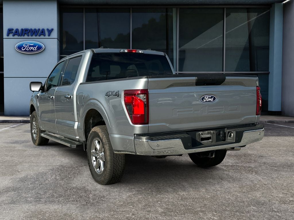 2025 Ford F-150 XLT photo 4