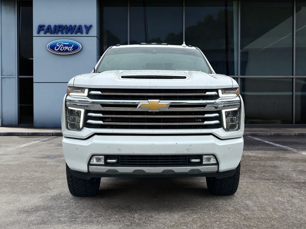 2023 Chevrolet Silverado 2500 HD High Country photo 3