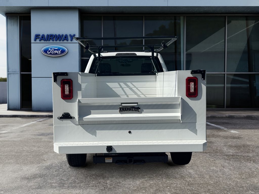2024 Ford F-350 Super Duty Chassis Cab XL - Photo 7