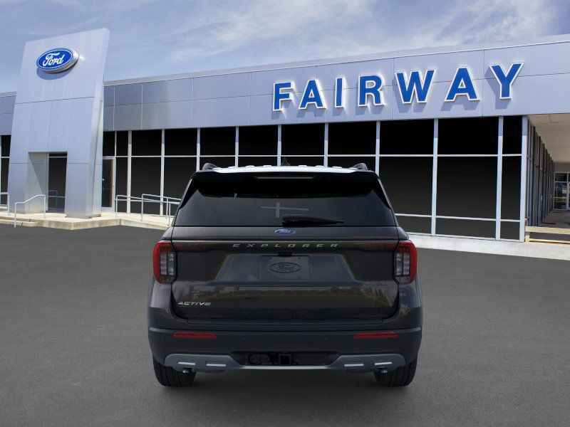 2025 Ford Explorer Active photo 5