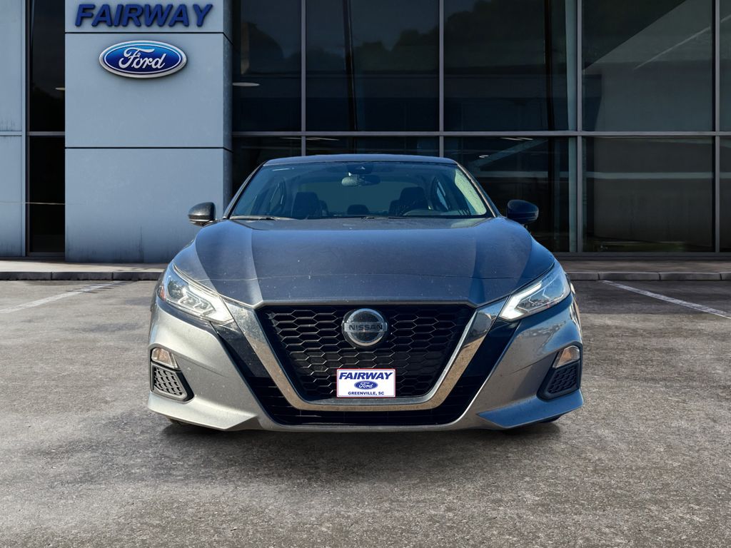 2021 Nissan Altima SR photo 2