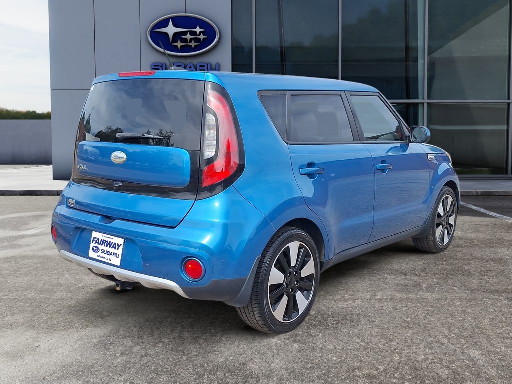 2017 Kia Soul + photo 6