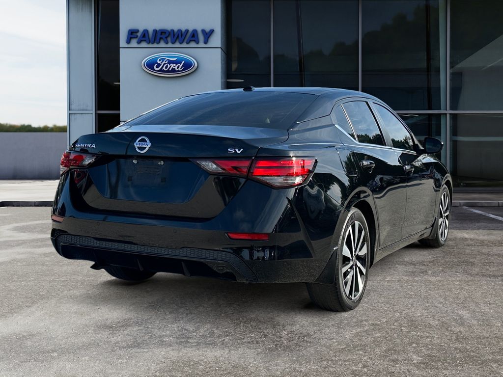 2021 Nissan Sentra SV photo 6