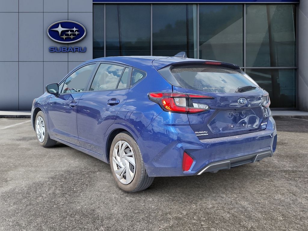 2024 Subaru Impreza Base photo 4