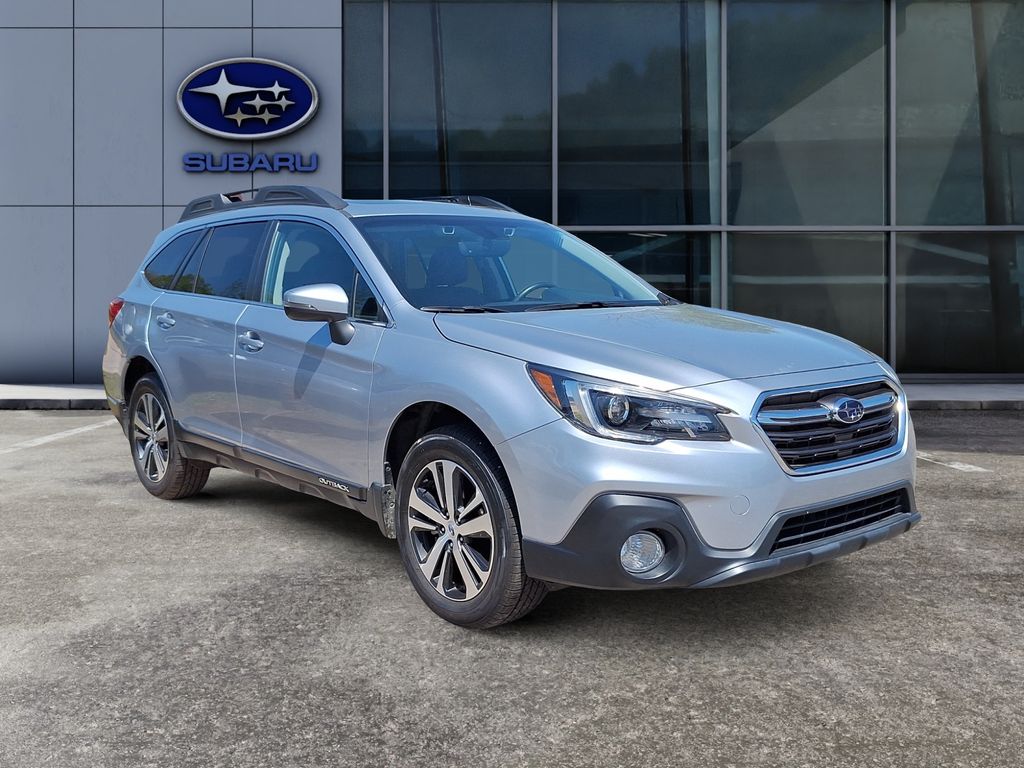 2019 Subaru Outback 2.5i Limited photo 2