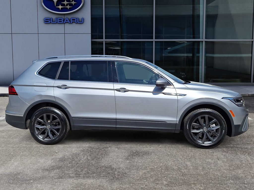 2022 Volkswagen Tiguan 2.0T SE photo 3