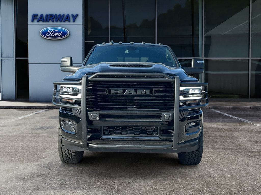 2024 Ram 3500 Laramie photo 3