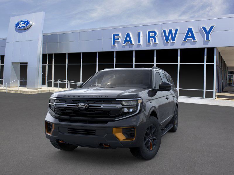 2025 Ford Expedition photo 2