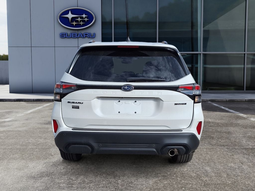 2026 Subaru Forester Touring photo 5