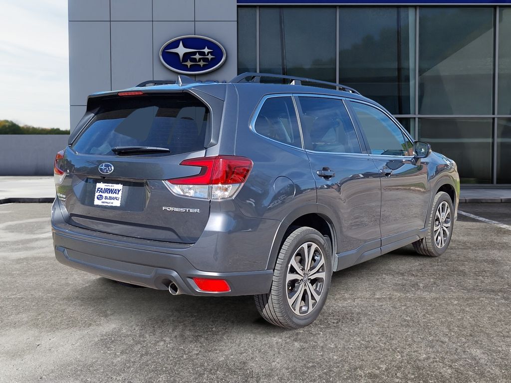 2023 Subaru Forester Limited photo 6