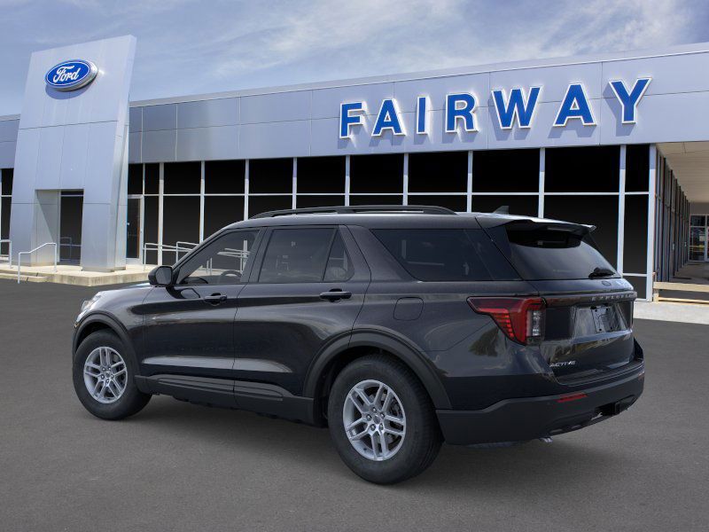 2026 Ford Explorer photo 3