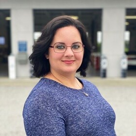 Staff member Leann Burgess from ID_4f47e7