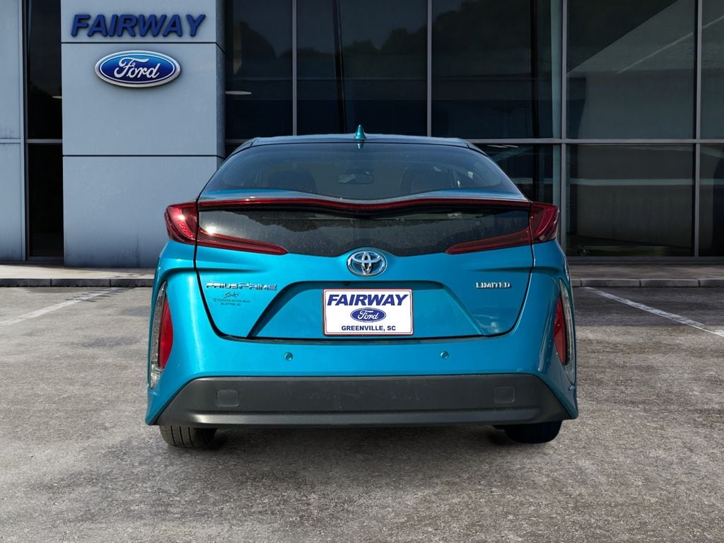 2022 Toyota Prius Prime Limited photo 5
