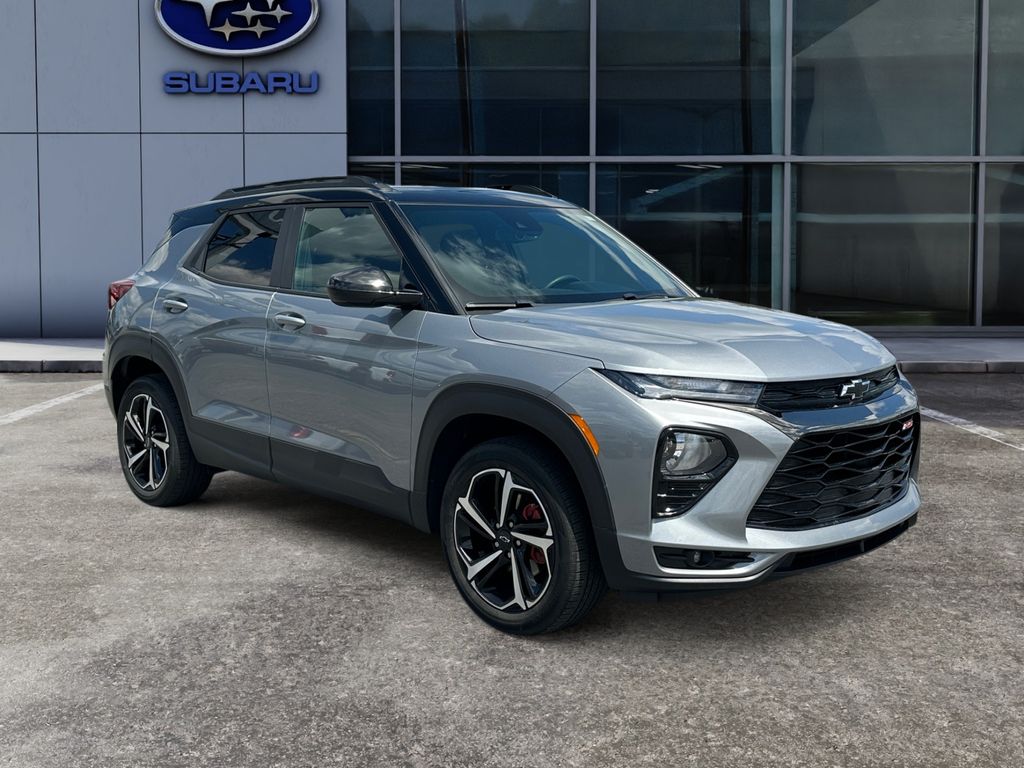 2023 Chevrolet Trailblazer RS photo 2