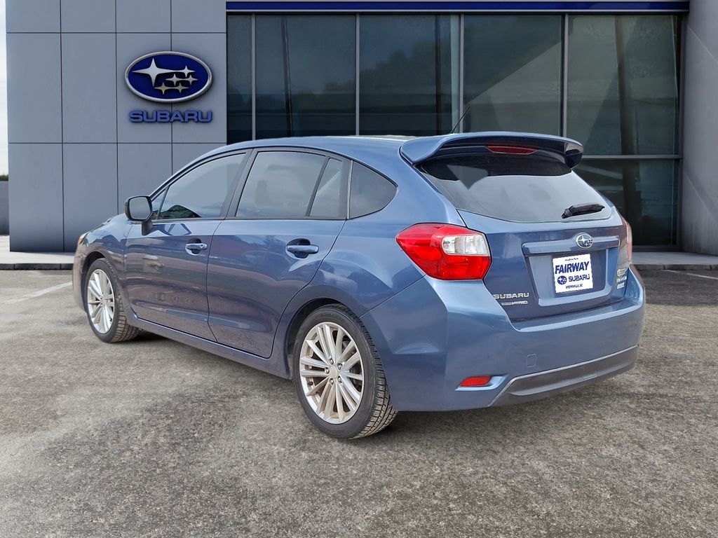 2013 Subaru Impreza 2.0i Premium w/All-Weather/Alloy Wheel/Moonroof photo 4