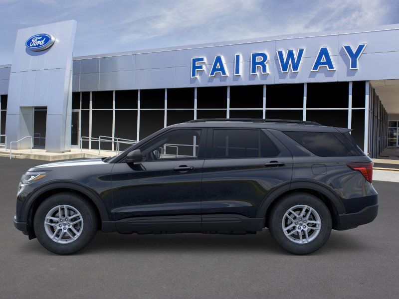 2026 Ford Explorer photo 2