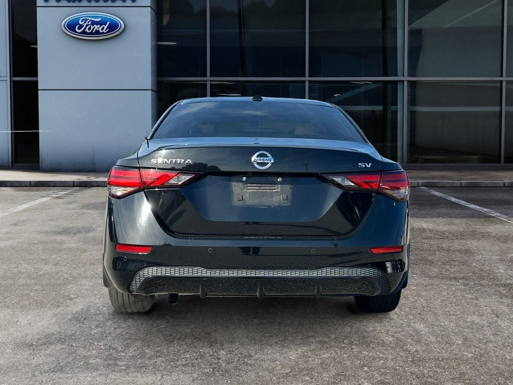 2021 Nissan Sentra SV photo 5