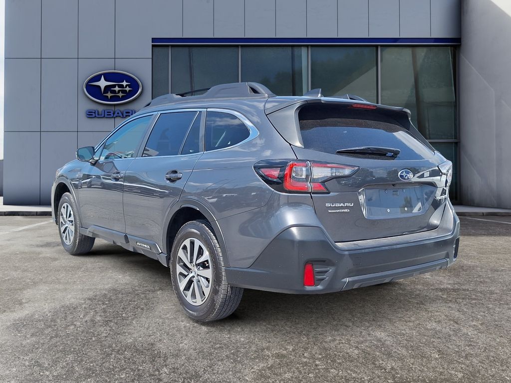2022 Subaru Outback Premium photo 2