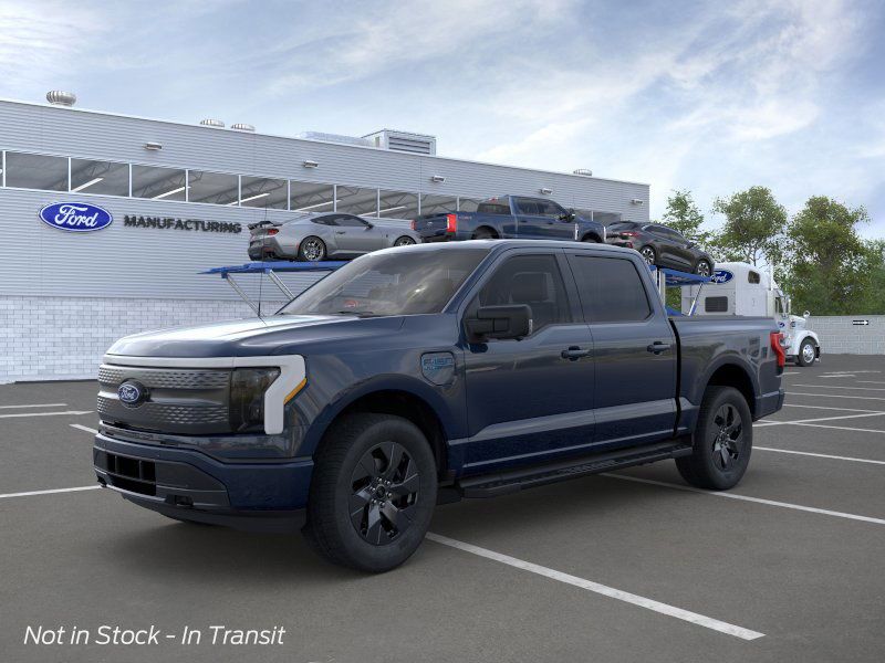 2025 Ford F-150 Lightning Flash's photo