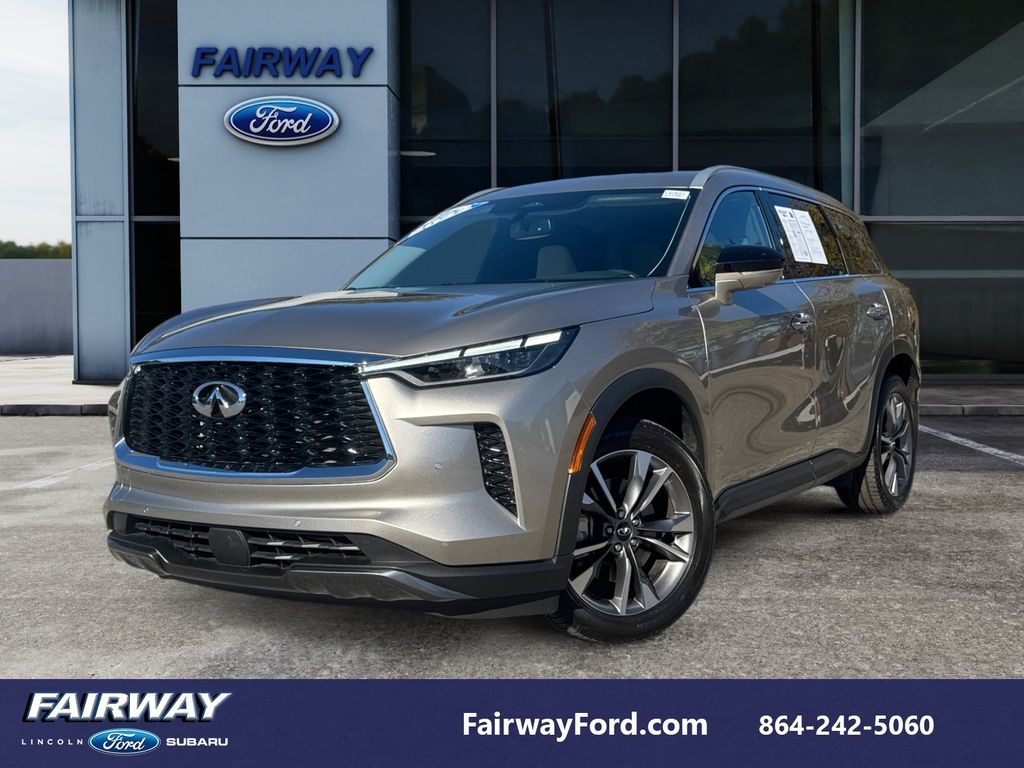 2022 INFINITI QX60 LUXE's photo