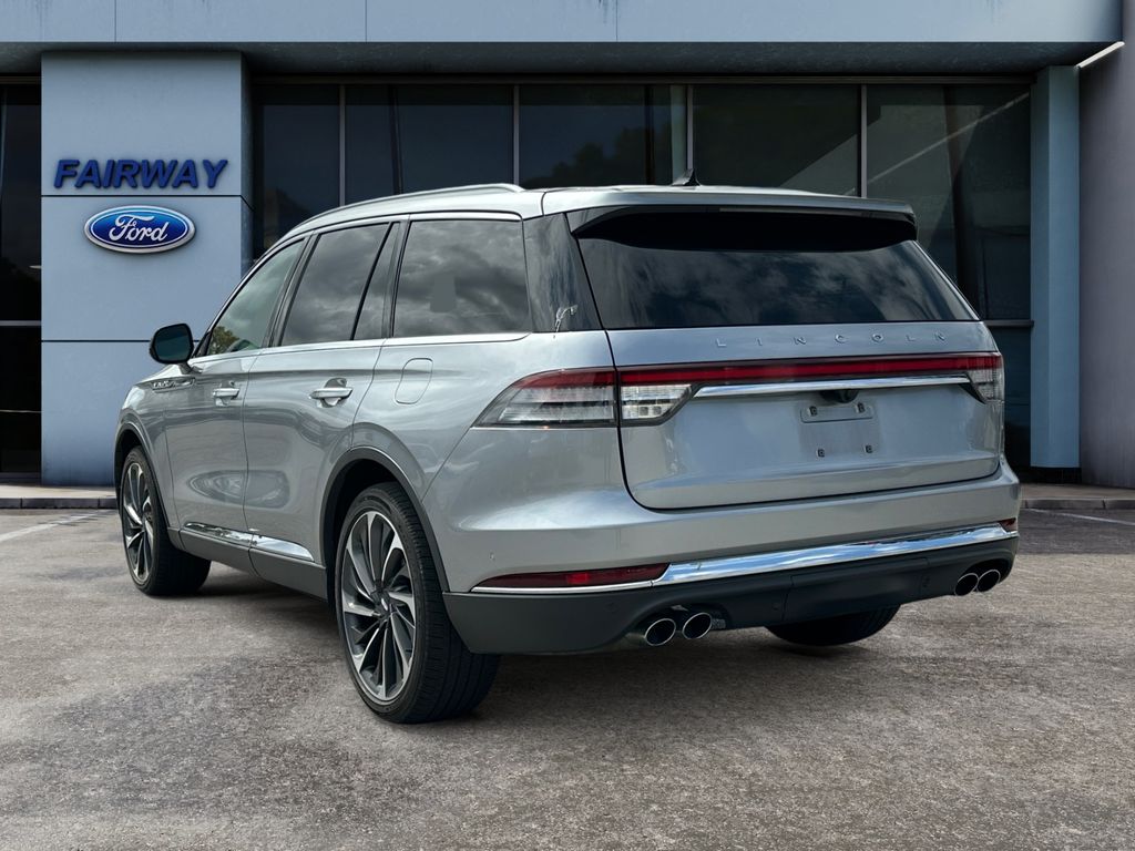 2021 Lincoln Aviator Reserve photo 4