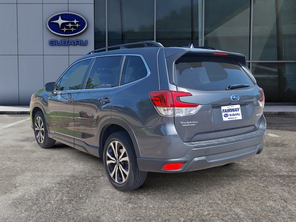 2023 Subaru Forester Limited photo 4