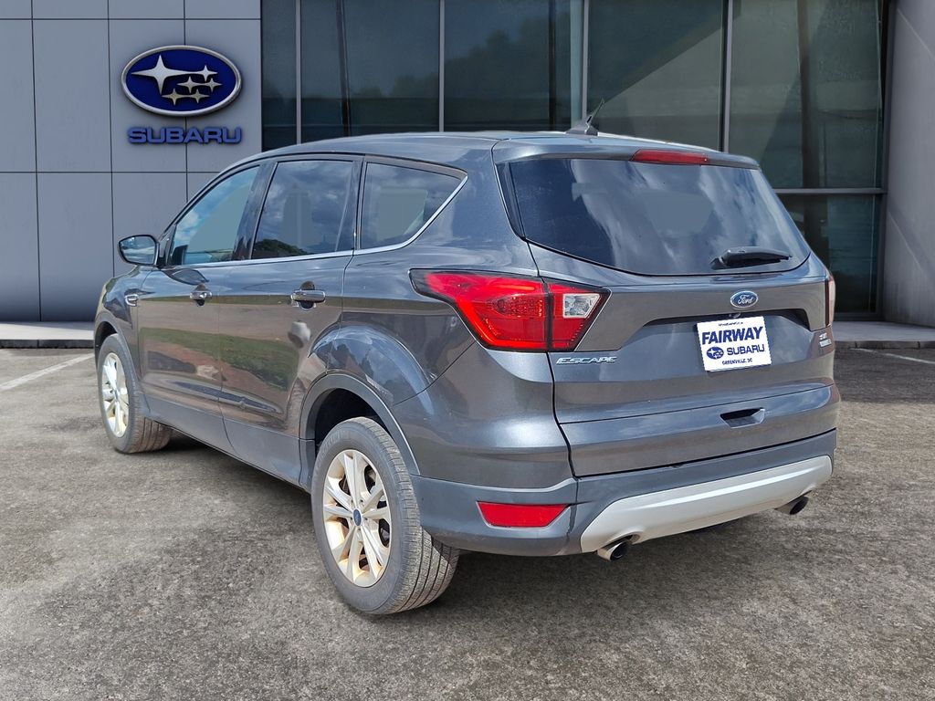 2019 Ford Escape SE photo 4