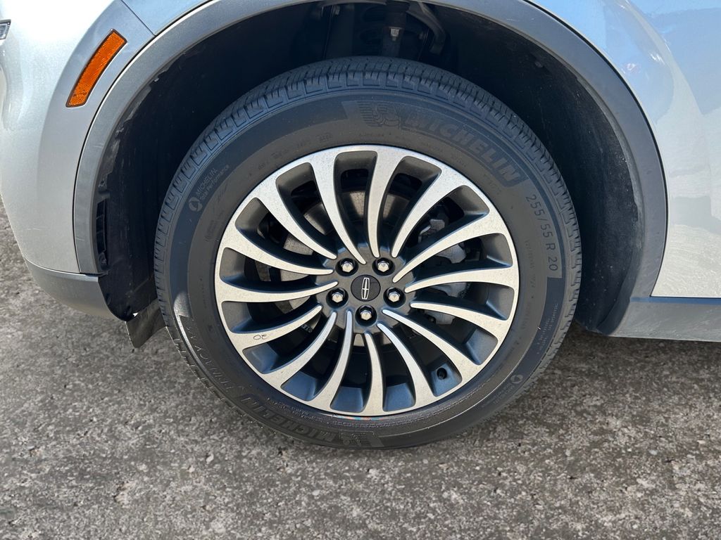 2023 Lincoln Aviator Reserve photo 3