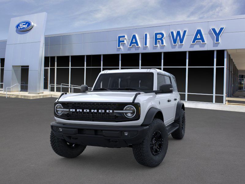 2025 Ford Bronco Outer Banks photo 2