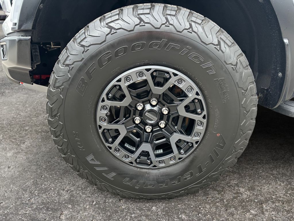2024 Ford F-150 Raptor photo 3