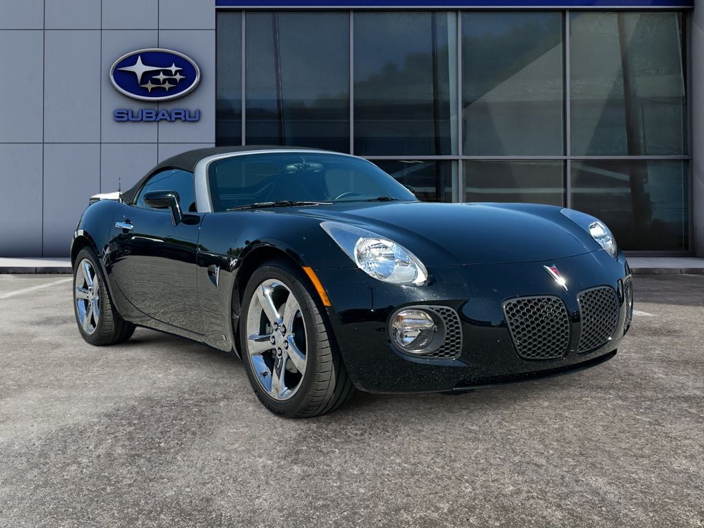 2007 Pontiac Solstice GXP photo 2