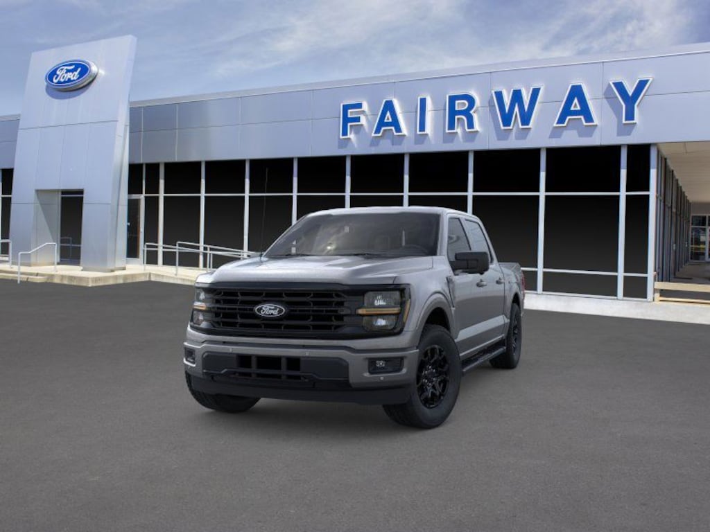 New 2025 Ford F-150 XLT Crew Cab