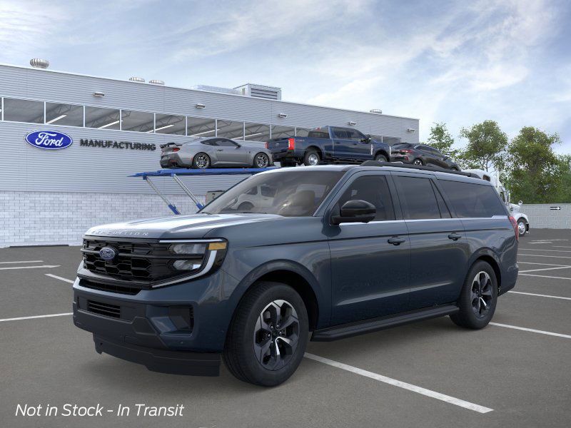 2026 Ford Expedition Active's photo