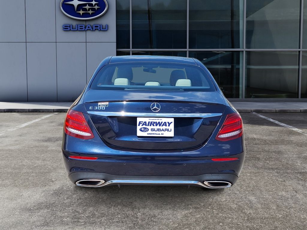 2017 Mercedes-Benz E-Class E 300 photo 4