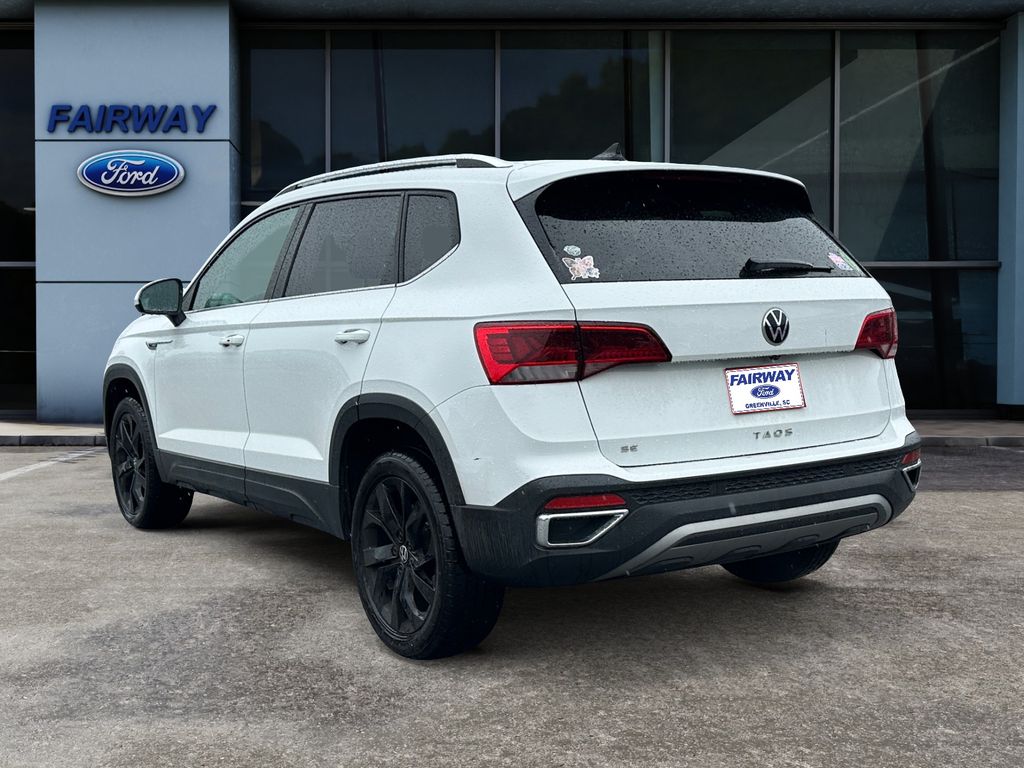 2022 Volkswagen Taos 1.5T SE photo 4