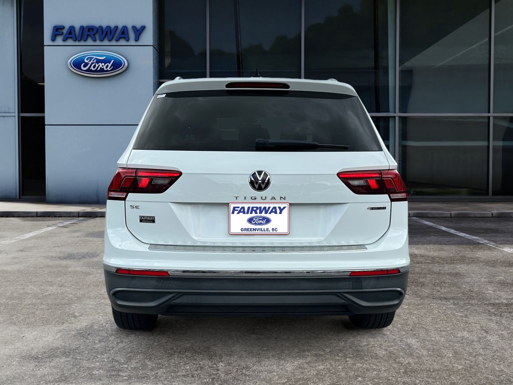 2022 Volkswagen Tiguan 2.0T SE photo 4