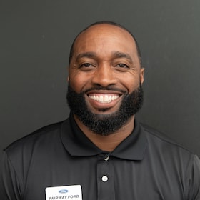 Staff member Maurice Parker from ID_9c4702