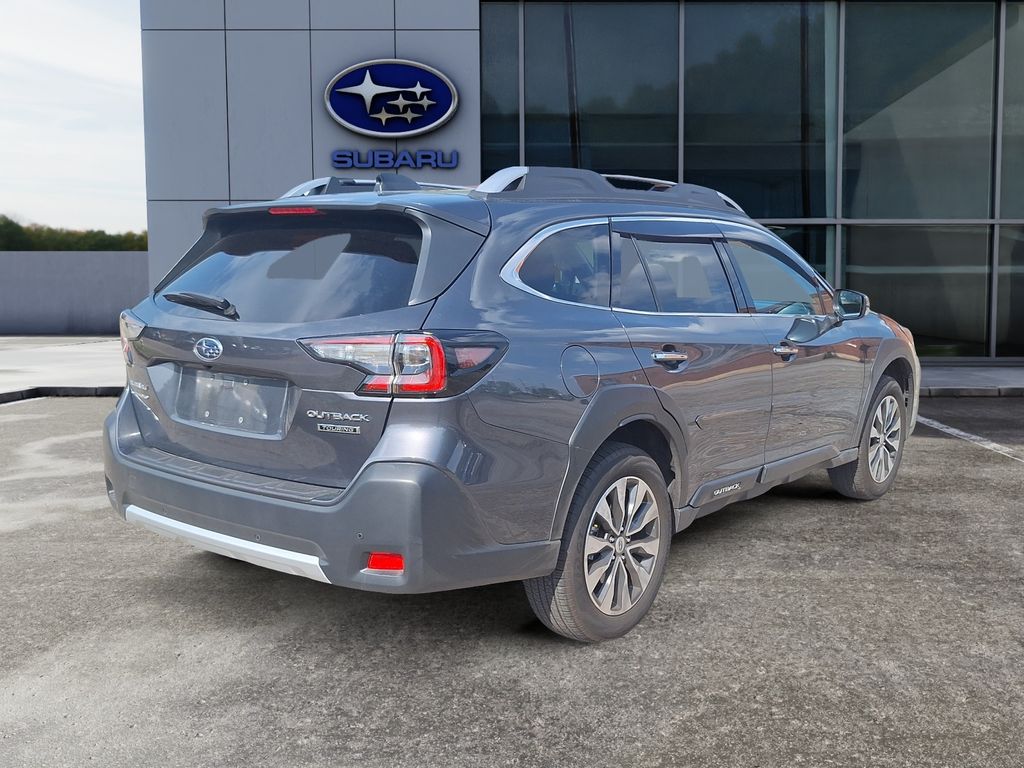 2024 Subaru Outback Touring photo 6