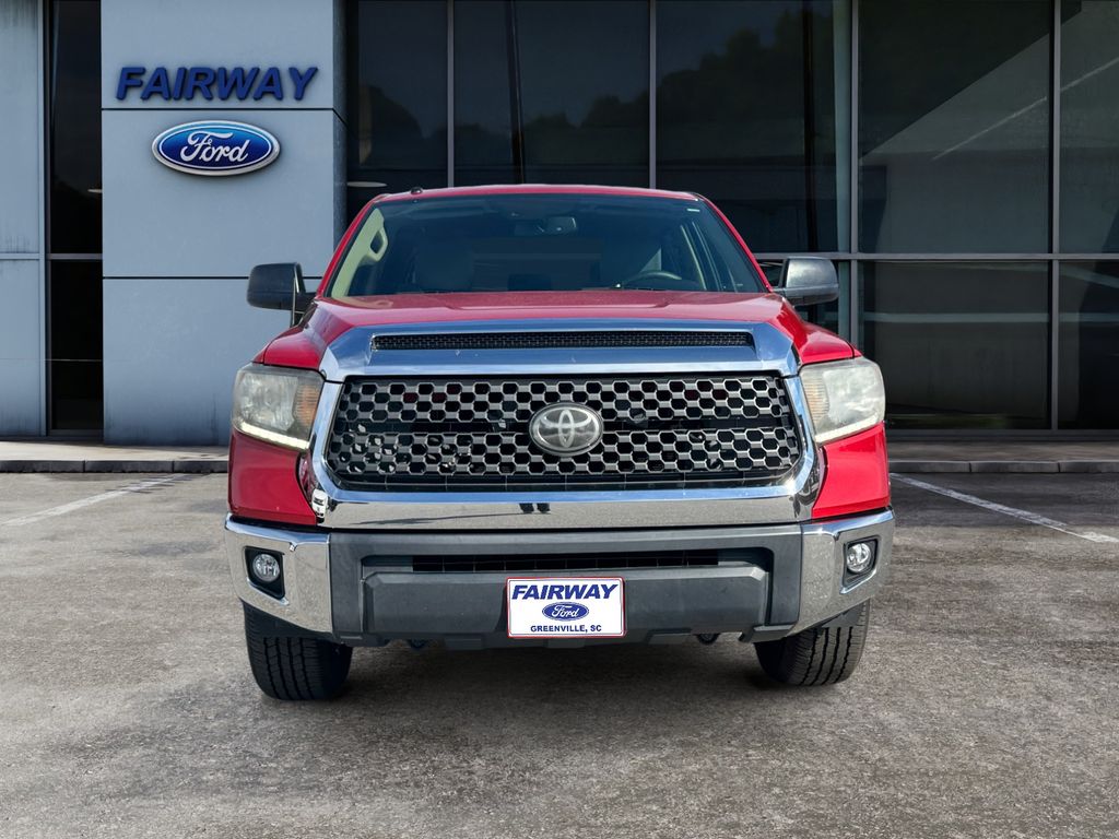 2018 Toyota Tundra SR5 CrewMax photo 2