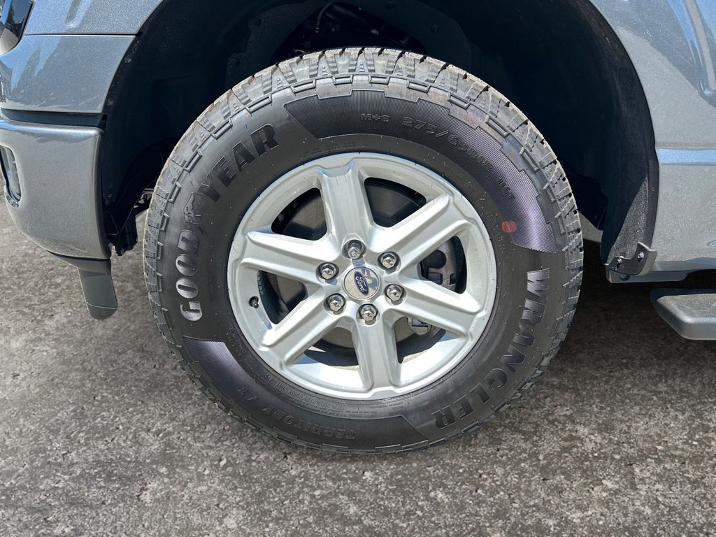 2026 Ford F-150 XLT photo 3