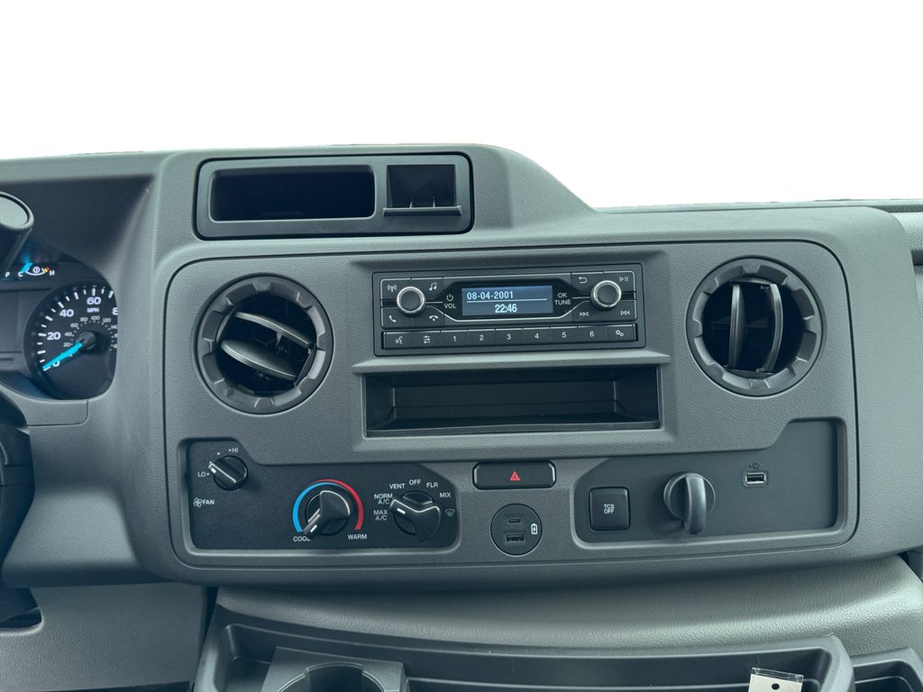 2024 Ford E-Series Cutaway Base - Photo 15