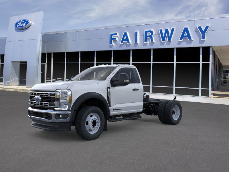 2025 Ford F-550 Super Duty Chassis Cab XL's photo